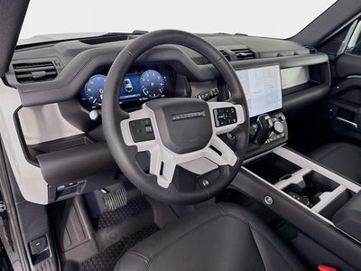 2026 Land Rover Defender 110 X-Dynamic SE