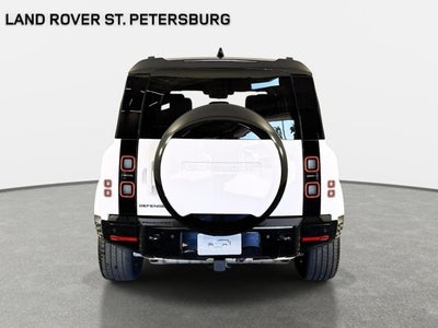 2026 Land Rover Defender 110 X-Dynamic SE