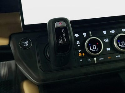 2026 Land Rover Defender 110 X-Dynamic SE