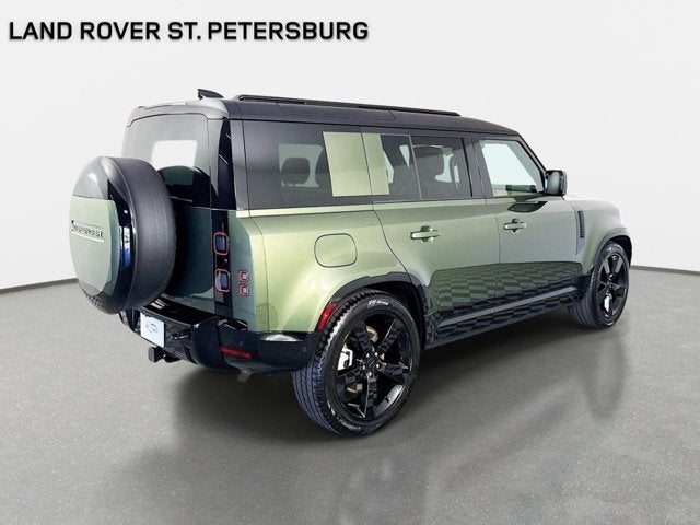 2026 Land Rover Defender 110 X-Dynamic SE