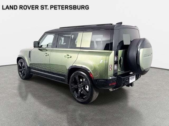2026 Land Rover Defender 110 X-Dynamic SE