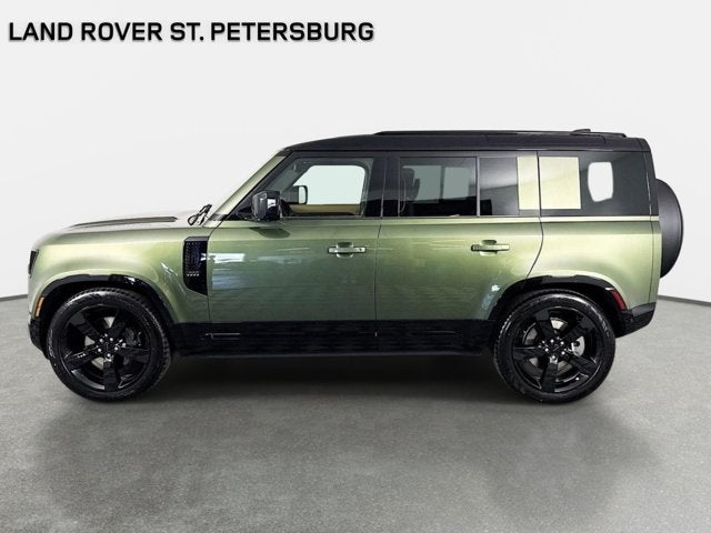2026 Land Rover Defender 110 X-Dynamic SE