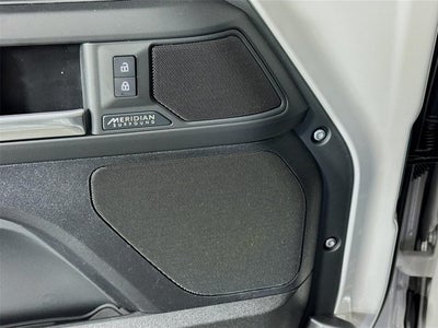 2026 Land Rover Defender 110 X-Dynamic SE