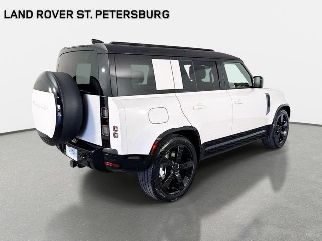2026 Land Rover Defender 110 X-Dynamic SE