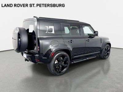 2026 Land Rover Defender 110 X-Dynamic SE