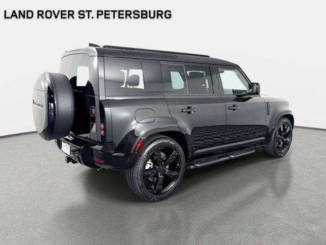 2026 Land Rover Defender 110 X-Dynamic SE