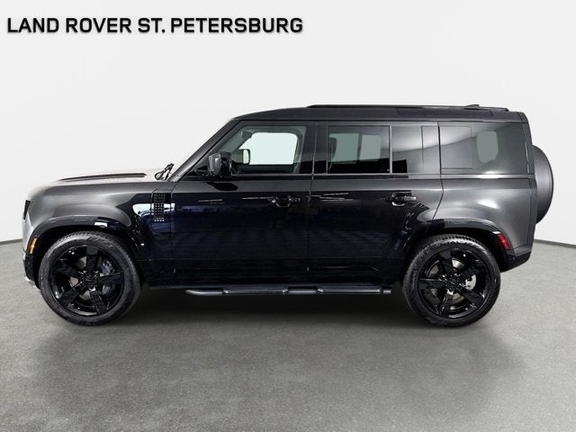 2026 Land Rover Defender 110 X-Dynamic SE