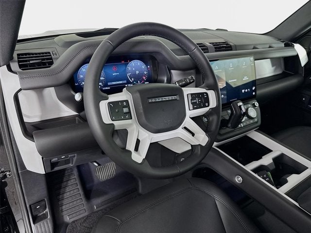 2026 Land Rover Defender 110 X-Dynamic SE