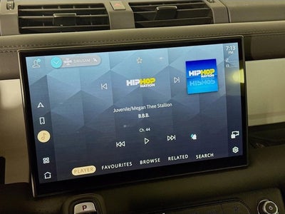 2025 Land Rover Defender 110 X-Dynamic SE