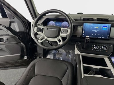 2025 Land Rover Defender 110 X-Dynamic SE