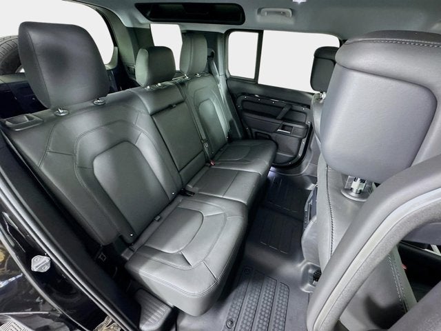 2025 Land Rover Defender 110 X-Dynamic SE