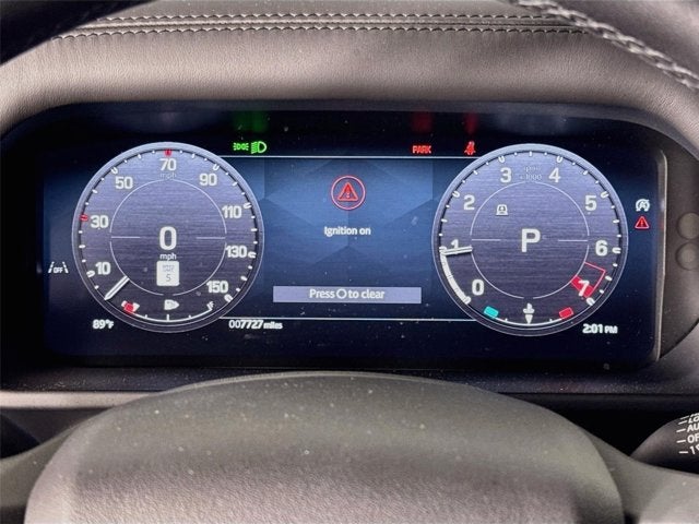 2026 Land Rover Defender 130 X-Dynamic SE