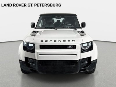 2026 Land Rover Defender 130 X-Dynamic SE