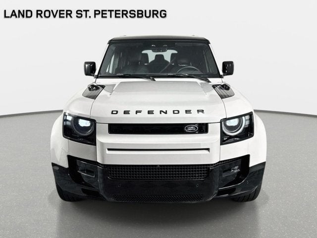 2026 Land Rover Defender 130 X-Dynamic SE