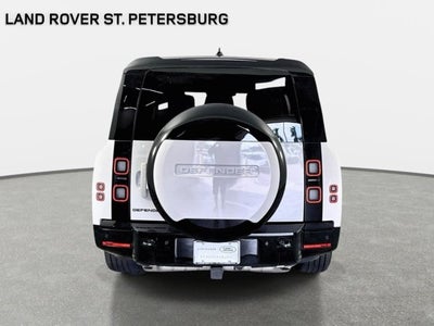 2026 Land Rover Defender 130 X-Dynamic SE
