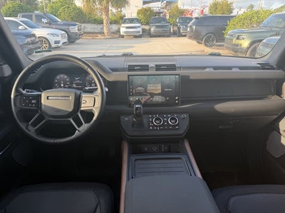 2023 Land Rover Defender 130 X-Dynamic SE