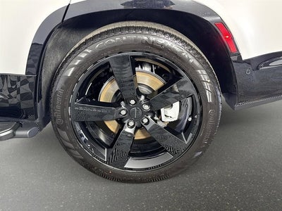 2026 Land Rover Defender 130 X-Dynamic SE