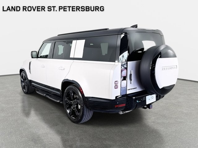 2026 Land Rover Defender 130 X-Dynamic SE