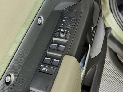 2025 Land Rover Defender 110 S