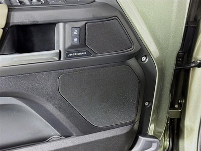 2025 Land Rover Defender 110 S
