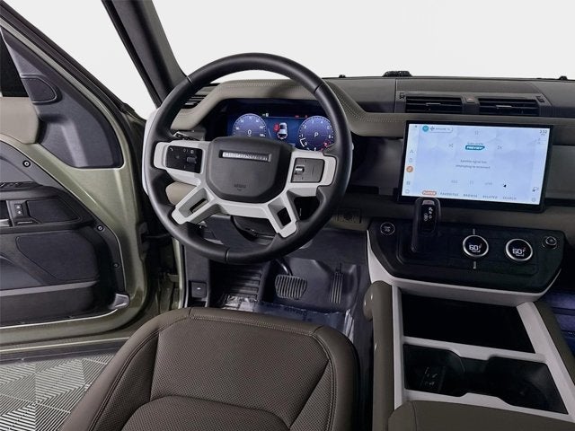 2025 Land Rover Defender 110 S