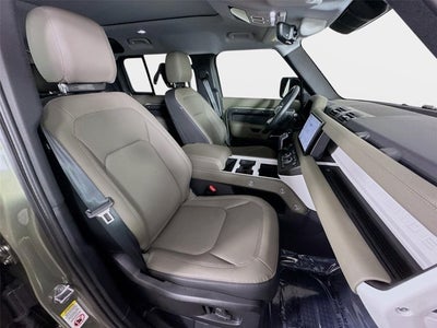 2025 Land Rover Defender 110 S
