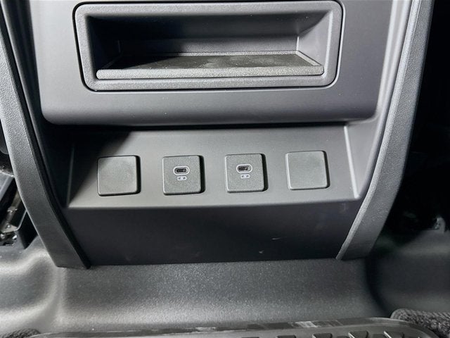 2025 Land Rover Defender 110 S