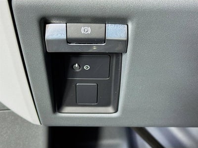 2025 Land Rover Defender 110 S