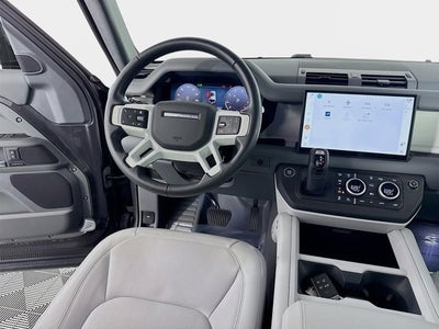 2025 Land Rover Defender 110 S