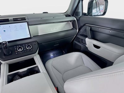 2025 Land Rover Defender 110 S