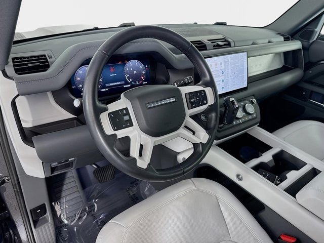 2025 Land Rover Defender 110 S