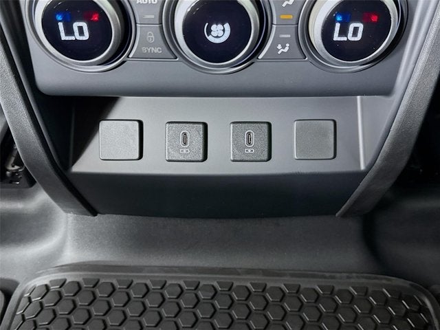 2026 Land Rover Defender 110 S