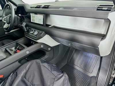 2024 Land Rover Defender 110 S