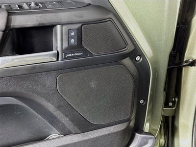 2025 Land Rover Defender 110 S