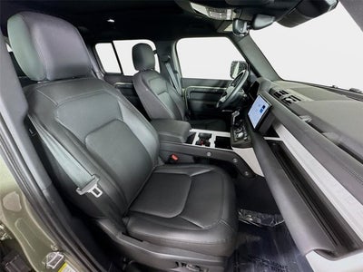 2025 Land Rover Defender 110 S