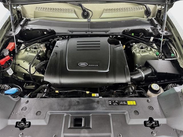 2025 Land Rover Defender 110 S