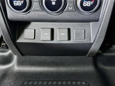 2024 Land Rover Defender 110 S