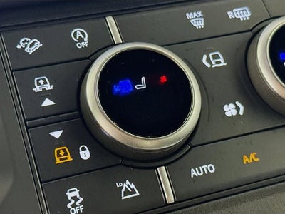 2025 Land Rover Defender 110 S