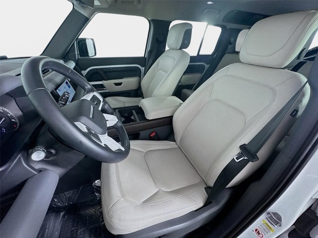 2023 Land Rover Defender 110 SE