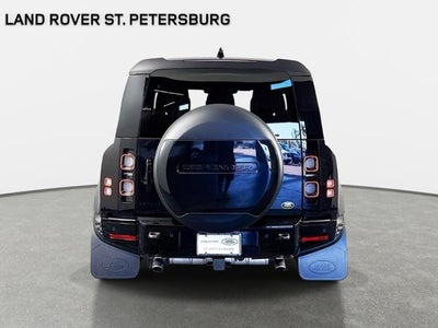 2023 Land Rover Defender 90 V8