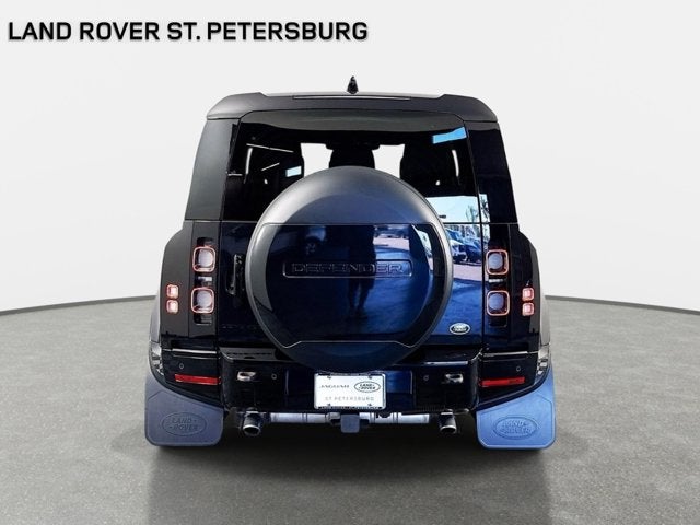 2023 Land Rover Defender 90 V8
