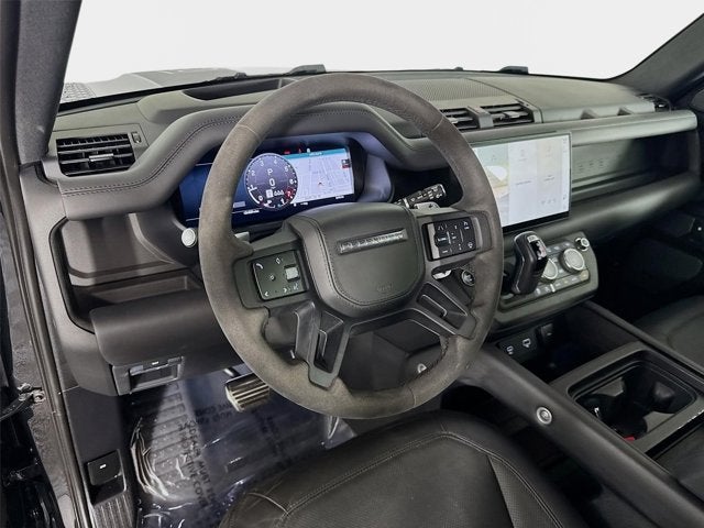 2023 Land Rover Defender 90 V8