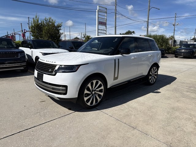 2025 Land Rover Range Rover SE