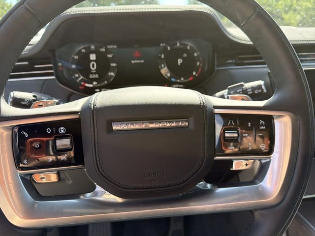 2025 Land Rover Range Rover SE
