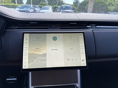 2025 Land Rover Range Rover SE