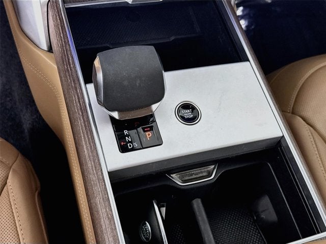 2024 Land Rover Range Rover SE