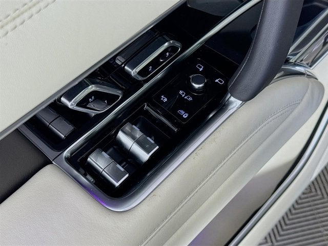 2026 Land Rover Range Rover SE