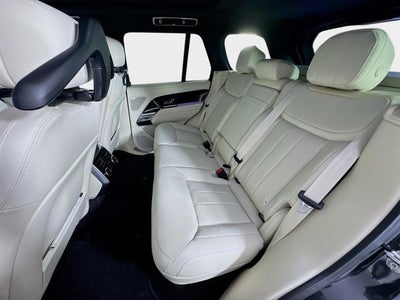 2026 Land Rover Range Rover SE