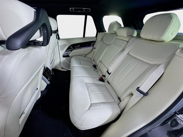 2026 Land Rover Range Rover SE