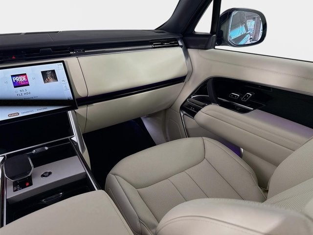 2026 Land Rover Range Rover SE